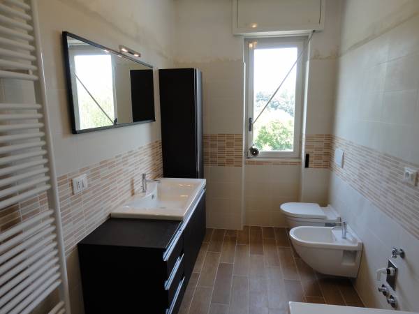 Esempi di bagno idee per la casa syafir.com Foto di bagni ristrutturati