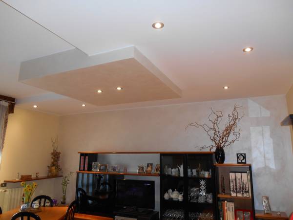 Opere in cartongesso e controsoffitti Bagno con controsoffitto