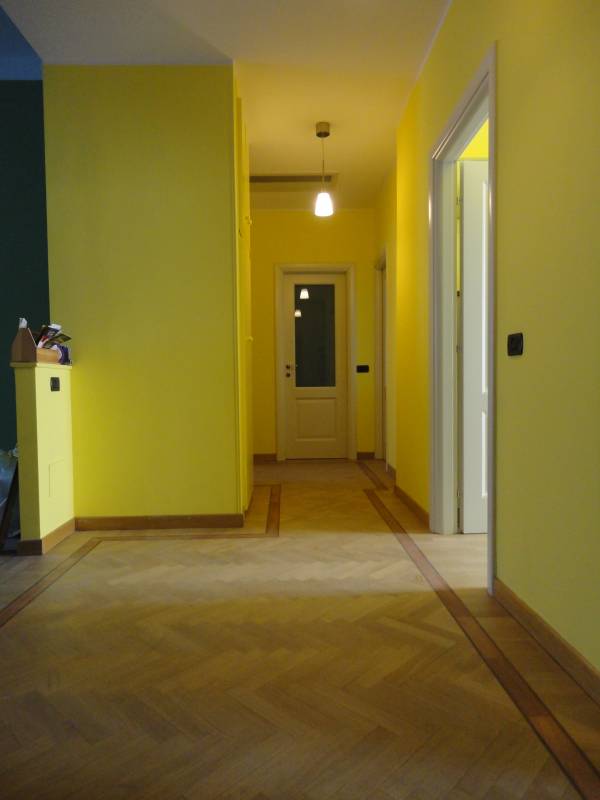 parquet lamato grezzo con greca