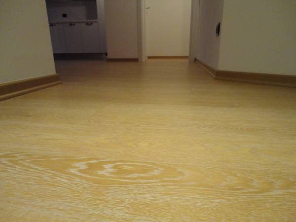 parquet prefinito flottante a correre